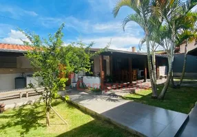 Foto 1 de Casa com 3 Quartos à venda, 197m² em Jardim Floresta, Pouso Alegre