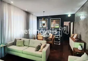 Foto 1 de Casa com 3 Quartos à venda, 194m² em Planalto, Belo Horizonte