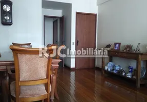 Foto 1 de Apartamento com 4 Quartos à venda, 130m² em Grajaú, Rio de Janeiro