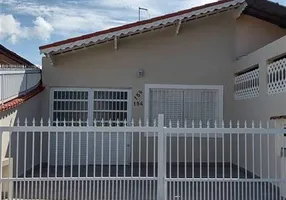 Foto 1 de Casa com 3 Quartos à venda, 83m² em Imperador, Praia Grande