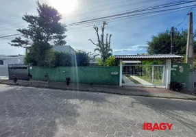 Foto 1 de Casa com 1 Quarto para alugar, 42m² em Campeche, Florianópolis