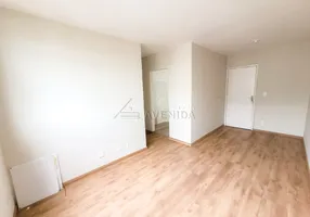 Foto 1 de Apartamento com 3 Quartos à venda, 52m² em Jamaica, Londrina
