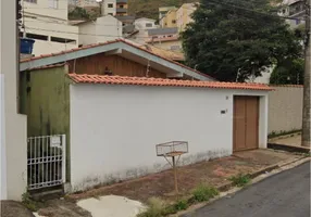 Foto 1 de Casa com 2 Quartos à venda, 306m² em Santa Angela, Poços de Caldas