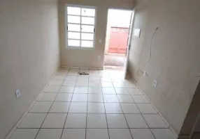 Foto 1 de Casa com 2 Quartos para alugar, 47m² em Jardim Cristo Redentor, Ribeirão Preto