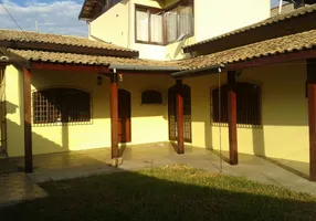Foto 1 de Casa com 3 Quartos à venda, 220m² em Jardim Amália, Caçapava