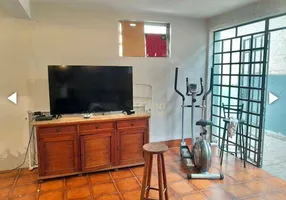 Foto 1 de Sobrado com 3 Quartos à venda, 359m² em Jardim da Glória, São Paulo