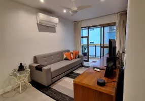 Foto 1 de Apartamento com 2 Quartos para alugar, 73m² em Leblon, Rio de Janeiro