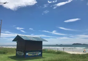 Foto 1 de Lote/Terreno à venda, 335m² em Praia de Itaguacu, São Francisco do Sul