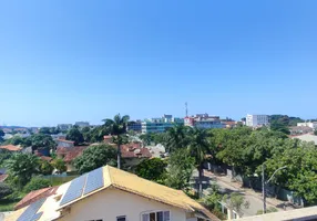 Foto 1 de Cobertura com 3 Quartos à venda, 160m² em Extensão do Bosque, Rio das Ostras