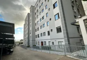 Foto 1 de Apartamento com 2 Quartos à venda, 49m² em Zona 08, Maringá