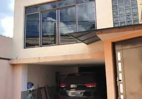 Foto 1 de Casa com 4 Quartos à venda, 154m² em Vila Natal, Mogi das Cruzes