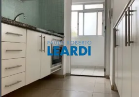 Foto 1 de Apartamento com 2 Quartos à venda, 48m² em Socorro, São Paulo