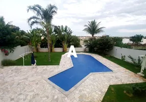 Foto 1 de Casa com 4 Quartos à venda, 650m² em Cidade Jardim, Uberlândia