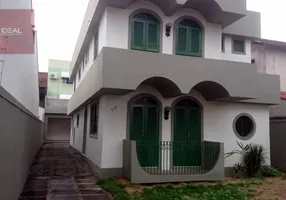 Foto 1 de Casa com 4 Quartos à venda, 300m² em Centro, Campos dos Goytacazes