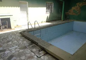 Foto 1 de Casa com 3 Quartos à venda, 350m² em Centro, Nova Iguaçu