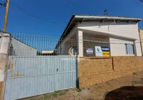 Foto 1 de Casa com 2 Quartos à venda, 300m² em Vila Operária, Rio Claro