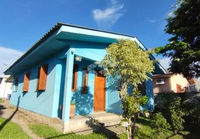 Foto 1 de Casa com 4 Quartos à venda, 123m² em Pé-de-Plátano, Santa Maria