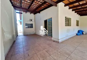 Foto 1 de Casa com 3 Quartos à venda, 225m² em Vila Itatiaia, Goiânia