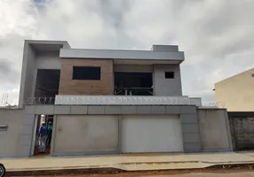 Foto 1 de Casa com 3 Quartos à venda, 175m² em Itapebussu, Guarapari