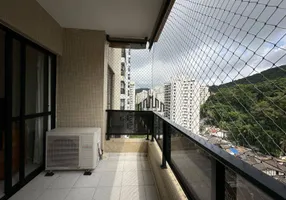 Foto 1 de Apartamento com 2 Quartos para alugar, 90m² em Pitangueiras, Guarujá