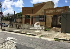 Foto 1 de Casa com 3 Quartos à venda, 525m² em Fátima, Fortaleza