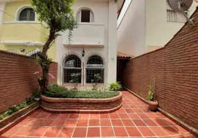 Foto 1 de Sobrado com 3 Quartos à venda, 200m² em Vila Mascote, São Paulo