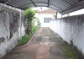 Foto 1 de Casa com 1 Quarto à venda, 100m² em Centro, Araraquara