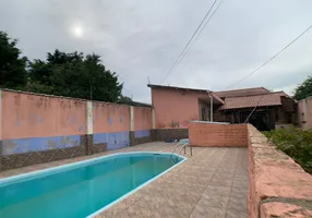 Foto 1 de Casa com 3 Quartos à venda, 318m² em Guarujá, Porto Alegre