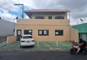 Foto 1 de Casa com 4 Quartos para alugar, 425m² em Baú, Cuiabá