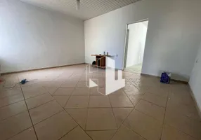 Foto 1 de Casa com 3 Quartos para alugar, 250m² em Centro, Jaú