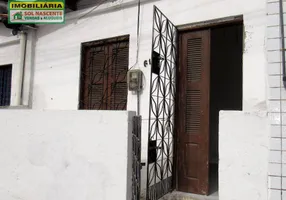Foto 1 de Casa com 1 Quarto para alugar, 50m² em Serrinha, Fortaleza