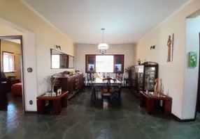 Foto 1 de Casa com 4 Quartos à venda, 248m² em Cidade Jardim, Rio Claro