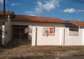 Foto 1 de Casa com 2 Quartos à venda, 50m² em Jardim Santo Antonio, Arapongas