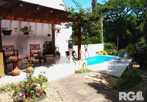 Foto 1 de Casa com 3 Quartos à venda, 330m² em Vila Assunção, Porto Alegre