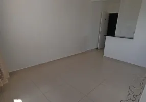 Foto 1 de Apartamento com 2 Quartos à venda, 46m² em Caji, Lauro de Freitas