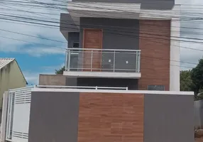 Foto 1 de Casa com 2 Quartos à venda, 85m² em Verdes Mares, Rio das Ostras