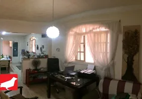 Foto 1 de Casa com 2 Quartos à venda, 240m² em Jardim Monte Kemel, São Paulo