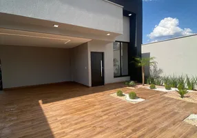 Foto 1 de Casa com 3 Quartos à venda, 153m² em Setor Barra da Tijuca, Goiânia