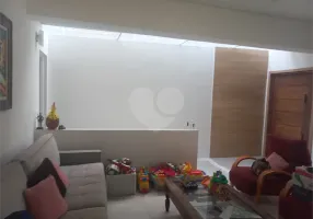 Foto 1 de Casa com 4 Quartos à venda, 270m² em Alto da Lapa, São Paulo