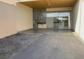 Foto 1 de Casa com 3 Quartos à venda, 117m² em Residencial Jardim Canedo Ii, Senador Canedo