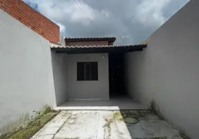 Foto 1 de Casa com 2 Quartos à venda, 80m² em Barrocão, Itaitinga