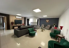 Foto 1 de Apartamento com 4 Quartos à venda, 224m² em Popular, Cuiabá