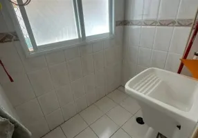 Foto 1 de Apartamento com 2 Quartos à venda, 65m² em Vila Assunção, Praia Grande