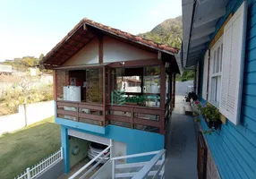 Foto 1 de Casa com 3 Quartos à venda, 120m² em Jardim Meudon, Teresópolis