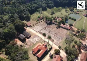 Foto 1 de Fazenda/Sítio com 4 Quartos à venda, 5000m² em Zona Rural, Serra Negra