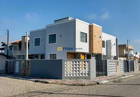 Foto 1 de Casa com 2 Quartos à venda, 60m² em Espinheiros, Itajaí