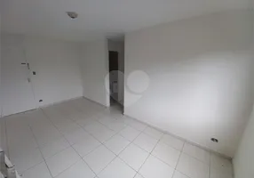 Foto 1 de Apartamento com 3 Quartos à venda, 64m² em Campo Limpo, São Paulo