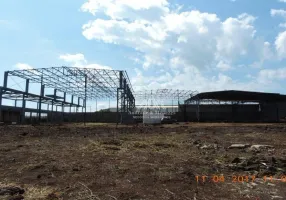 Foto 1 de Galpão/Depósito/Armazém para venda ou aluguel, 1700m² em , Santa Cruz da Esperança