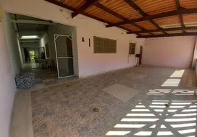 Foto 1 de Fazenda/Sítio com 4 Quartos à venda, 90m² em Estancia de Santa Cruz, Itanhaém