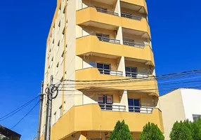 Foto 1 de Apartamento com 1 Quarto à venda, 45m² em Kennedy, Londrina